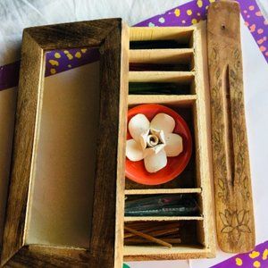 NEW! Vintage Hand-crafted Rose incense holder box in wood with incense sticks